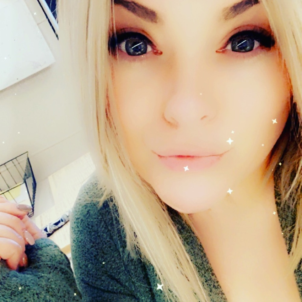 Meet your Posher, Jenny